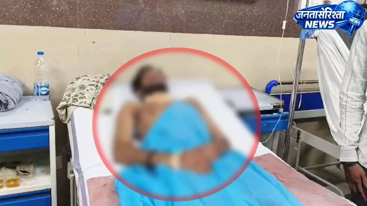 LLB छात्र पर ब्लेड से हमला, गर्दन पर गंभीर चोट, आरोपी की तलाश जारी LLB छात्र पर ब्लेड से हमला, गर्दन पर गंभीर चोट, आरोपी की तलाश जारी