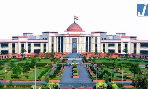 छत्तीसगढ़ हाईकोर्ट का महत्वपूर्ण फैसला, निलंबन के 90 दिन में आरोप पत्र नहीं तो आदेश स्वतः खत्म छत्तीसगढ़ हाईकोर्ट का महत्वपूर्ण फैसला, निलंबन के 90 दिन में आरोप पत्र नहीं तो आदेश स्वतः खत्म