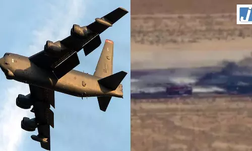 ताकतवर B-52 बॉम्बर क्रैश, राख और धुएं के सिवा कुछ नहीं बचा, 8 लोगों का क्या हुआ? ताकतवर B-52 बॉम्बर क्रैश, राख और धुएं के सिवा कुछ नहीं बचा, 8 लोगों का क्या हुआ?