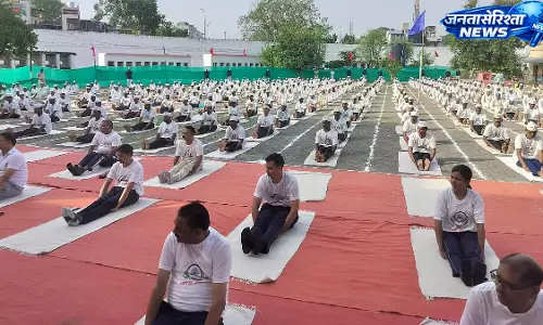 MP : अंतरराष्ट्रीय योग दिवस पर सेंट्रल जेल में विशेष योग सत्र, कैदियों ने लिया हिस्सा MP : अंतरराष्ट्रीय योग दिवस पर सेंट्रल जेल में विशेष योग सत्र, कैदियों ने लिया हिस्सा