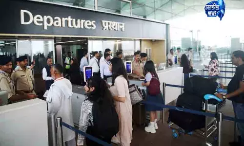 Noida इंटरनेशनल एयरपोर्ट ने उड़ान भरी Noida इंटरनेशनल एयरपोर्ट ने उड़ान भरी