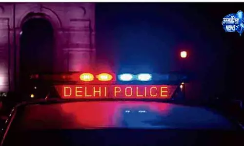 Delhi पुलिस ने फ़र्ज़ी इंश्योरेंस रैकेट का पर्दाफ़ाश किया, 4 लोगों को पकड़ा Delhi पुलिस ने फ़र्ज़ी इंश्योरेंस रैकेट का पर्दाफ़ाश किया, 4 लोगों को पकड़ा