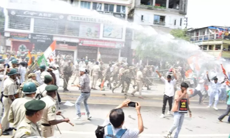 Tripura में यूथ कांग्रेस का प्रदर्शन उग्र; पुलिस लाठीचार्ज और वॉटर कैनन में कई घायल