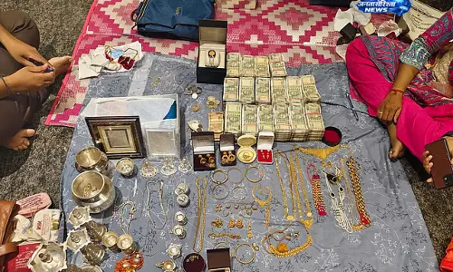Karnataka : लोकायुक्त की कलबुर्गी में बड़ी कार्रवाई Karnataka : लोकायुक्त की कलबुर्गी में बड़ी कार्रवाई
