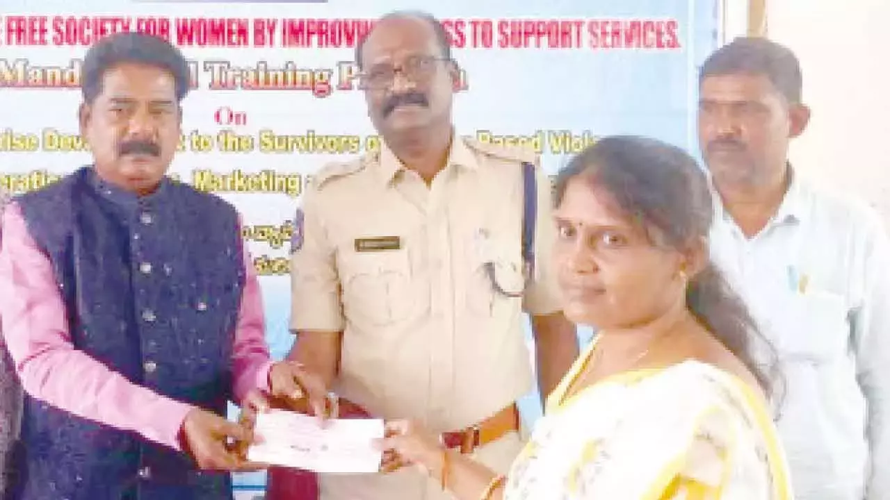 ACP ने महिलाओं को सशक्त बनाने के लिए एकजुट प्रयासों का आह्वान किया ACP ने महिलाओं को सशक्त बनाने के लिए एकजुट प्रयासों का आह्वान किया