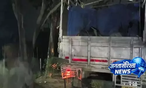 Odisha में दो अलग-अलग सड़क हादसों में चार लोगों की मौत Odisha में दो अलग-अलग सड़क हादसों में चार लोगों की मौत