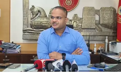 Chandrika Hembram मौत मामले में भीमसेन प्रसाद टुडू को पुलिस रिमांड पर लेगी Chandrika Hembram मौत मामले में भीमसेन प्रसाद टुडू को पुलिस रिमांड पर लेगी