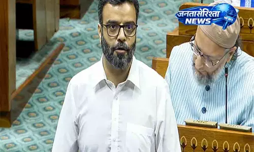 आगा रुहुल्लाह का दावा: यूसुफ पठान धमकी मिलने पर पीछे हटे आगा रुहुल्लाह का दावा: यूसुफ पठान धमकी मिलने पर पीछे हटे