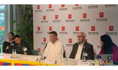 जर्मनी में सिक्योंग पेन्पा त्सेरिंग ने कहा कि Tibet के मुद्दे को बीजिंग के नज़रिए से नहीं देखा जा सकता जर्मनी में सिक्योंग पेन्पा त्सेरिंग ने कहा कि Tibet के मुद्दे को बीजिंग के नज़रिए से नहीं देखा जा सकता