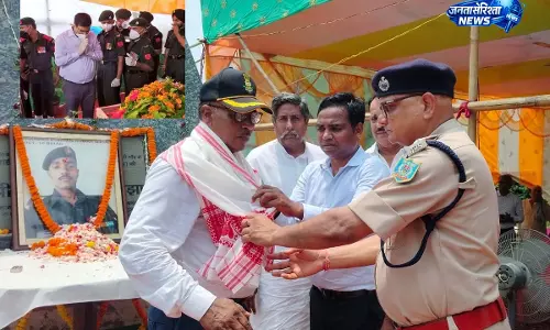 दुर्गम घाटी के वीर को देश ने दी श्रद्धांजलि दुर्गम घाटी के वीर को देश ने दी श्रद्धांजलि