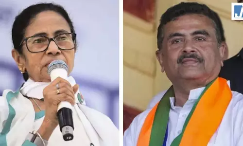 हार नहीं मान रहीं ममता बनर्जी, चुनाव परिणाम 2026 को हाईकोर्ट में दी चुनौती हार नहीं मान रहीं ममता बनर्जी, चुनाव परिणाम 2026 को हाईकोर्ट में दी चुनौती