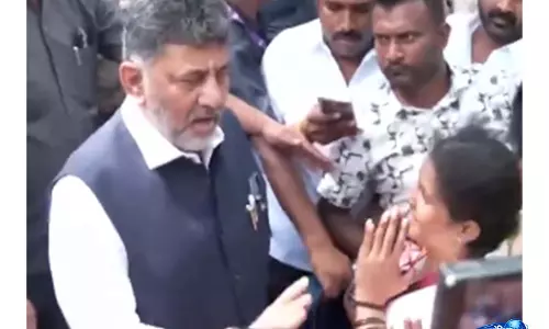Karnataka: कार्यकर्ताओं ने कांग्रेस विधायक यशवंत पाटिल के लिए मंत्री पद की मांग की Karnataka: कार्यकर्ताओं ने कांग्रेस विधायक यशवंत पाटिल के लिए मंत्री पद की मांग की