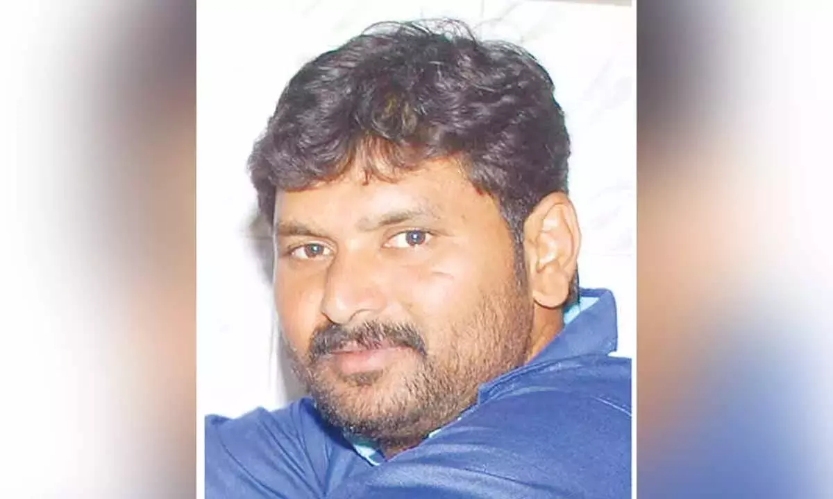 Andhra: पोलाकल गांव में मिट्टी की खुदाई को लेकर हुए झगड़े में एक व्यक्ति की मौत हो गई Andhra: पोलाकल गांव में मिट्टी की खुदाई को लेकर हुए झगड़े में एक व्यक्ति की मौत हो गई
