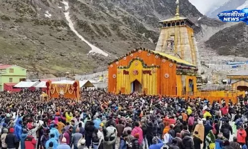 Kedarnath यात्रा ने 13 साल बाद फिर पकड़ी रफ्तार, श्रद्धालुओं की संख्या पहुंची 20 लाख के करीब Kedarnath यात्रा ने 13 साल बाद फिर पकड़ी रफ्तार, श्रद्धालुओं की संख्या पहुंची 20 लाख के करीब