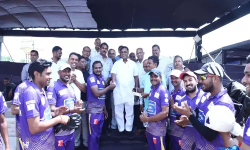 MPL में नॉकआउट की जंग हुई और अधिक रोमांचक, बसंत विहार और भोपालगंज की शानदार जीत MPL में नॉकआउट की जंग हुई और अधिक रोमांचक, बसंत विहार और भोपालगंज की शानदार जीत