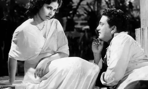 1942 की फिल्म ‘जंग-ए-आजादी’ का पुराना किस्सा फिर चर्चा में 1942 की फिल्म ‘जंग-ए-आजादी’ का पुराना किस्सा फिर चर्चा में
