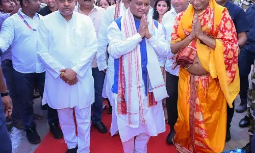 ओडिशा CM मोहन चरण माझी का पुरी में भव्य स्वागत, ‘धाम’ विवाद के बाद दौरा चर्चा में ओडिशा CM मोहन चरण माझी का पुरी में भव्य स्वागत, ‘धाम’ विवाद के बाद दौरा चर्चा में