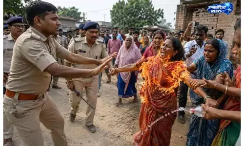 मधुबनी:प्रशासनिक कार्रवाई के दौरान हंगामा, महिला ने उठाया खौफनाक कदम मधुबनी:प्रशासनिक कार्रवाई के दौरान हंगामा, महिला ने उठाया खौफनाक कदम