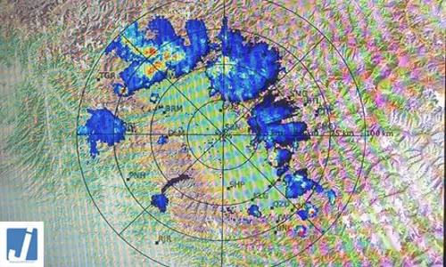 Weather Alert: तेज बारिश, ओलावृष्टि और भूस्खलन की चेतावनी Weather Alert: तेज बारिश, ओलावृष्टि और भूस्खलन की चेतावनी