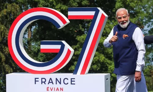 G7 का बड़ा ऐलान, वैश्विक इंफ्रास्ट्रक्चर और निवेश को मिलेगा नया बूस्ट G7 का बड़ा ऐलान, वैश्विक इंफ्रास्ट्रक्चर और निवेश को मिलेगा नया बूस्ट