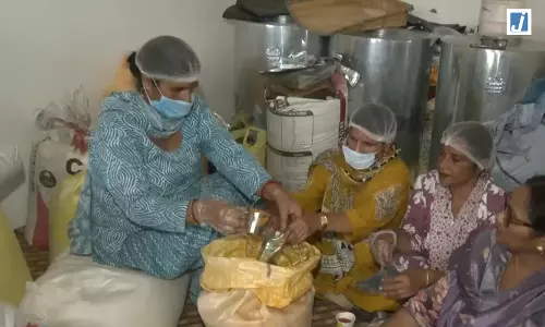 जम्मू में महिलाओं ने लिखी सफलता की नई कहानी जम्मू में महिलाओं ने लिखी सफलता की नई कहानी