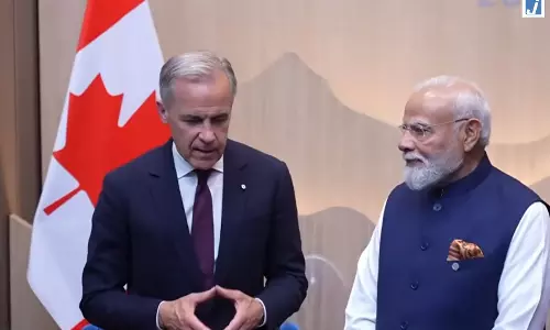 G7 के दौरान द्विपक्षीय बैठक में मोदी बोले- दुनिया एक परिवार है G7 के दौरान द्विपक्षीय बैठक में मोदी बोले- दुनिया एक परिवार है