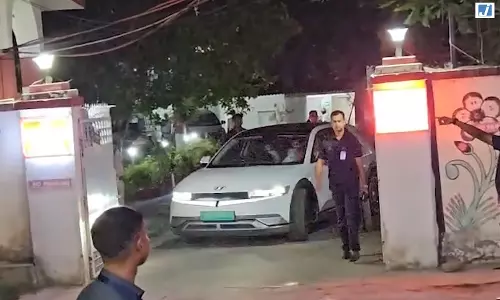 सीएम सम्राट चौधरी ने भाजपा प्रदेश अध्यक्ष संजय सरावगी से की अहम मुलाकात सीएम सम्राट चौधरी ने भाजपा प्रदेश अध्यक्ष संजय सरावगी से की अहम मुलाकात