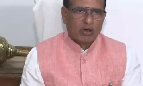 पराली प्रबंधन को लेकर केंद्र सरकार की बड़ी समीक्षा बैठक, नई रणनीति पर जोर पराली प्रबंधन को लेकर केंद्र सरकार की बड़ी समीक्षा बैठक, नई रणनीति पर जोर