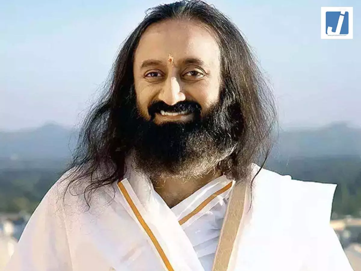 रविशंकर महाराज बनाम CBI, CG हाईकोर्ट सख्त, सीबीआई को नोटिस जारी रविशंकर महाराज बनाम CBI, CG हाईकोर्ट सख्त, सीबीआई को नोटिस जारी