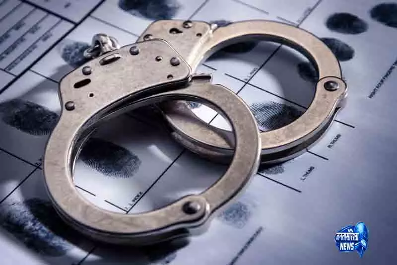Delhi Paharganj में जेबकतरी गिरोह पर पुलिस की कार्रवाई Delhi Paharganj में जेबकतरी गिरोह पर पुलिस की कार्रवाई