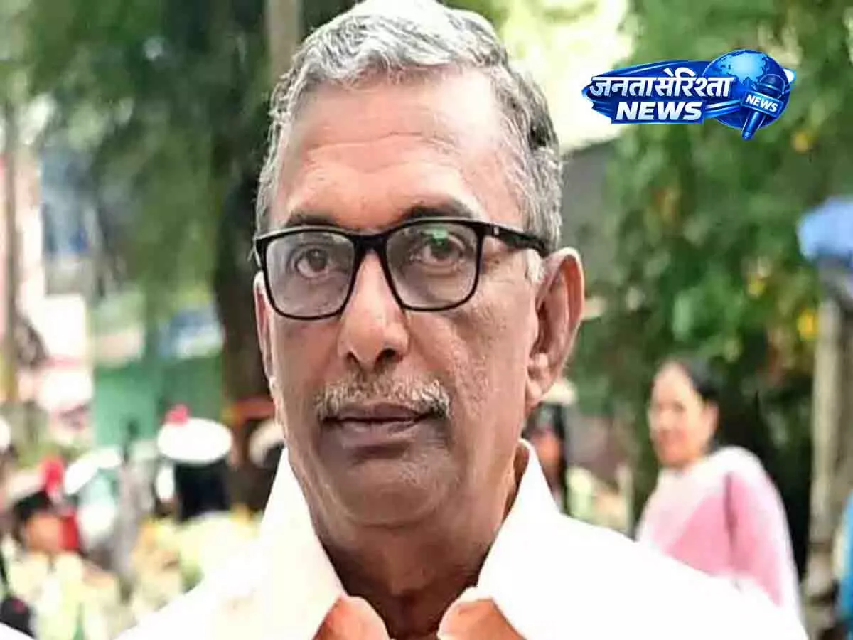सबरीमाला चोरी विवाद: पार्टी ने ए. पद्मकुमार पर सस्पेंशन की कार्रवाई की सबरीमाला चोरी विवाद: पार्टी ने ए. पद्मकुमार पर सस्पेंशन की कार्रवाई की