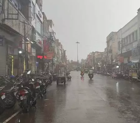चित्तौड़गढ़ में प्री-मानसून बारिश ने तीन साल का रिकॉर्ड तोड़ा चित्तौड़गढ़ में प्री-मानसून बारिश ने तीन साल का रिकॉर्ड तोड़ा