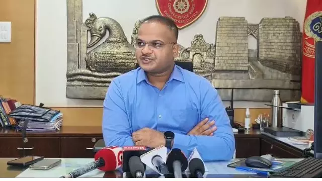 Chandrika Hembram मौत मामले में भीमसेन प्रसाद टुडू को पुलिस रिमांड पर लेगी Chandrika Hembram मौत मामले में भीमसेन प्रसाद टुडू को पुलिस रिमांड पर लेगी