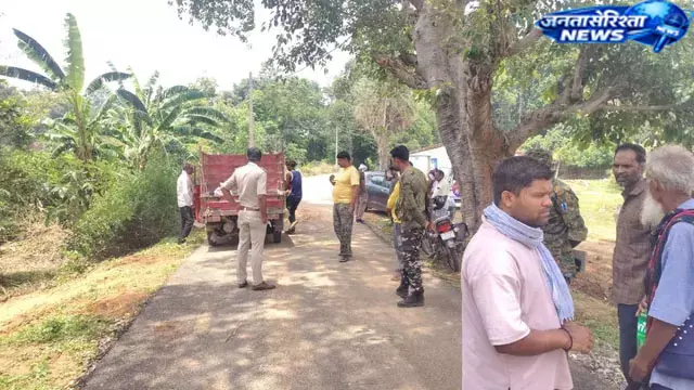 Jharkhand : नौ महीने बाद लापता युवक का कंकाल बरामद, हत्या के मामले में तीन गिरफ्तार Jharkhand : नौ महीने बाद लापता युवक का कंकाल बरामद, हत्या के मामले में तीन गिरफ्तार