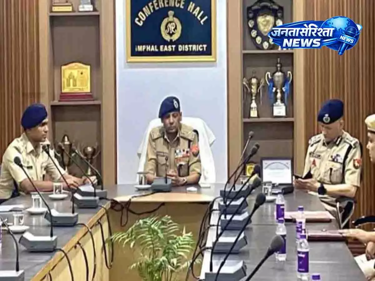 Manipur DGP ने हथियार बरामदगी ऑपरेशन में इनाम की घोषणा की Manipur DGP ने हथियार बरामदगी ऑपरेशन में इनाम की घोषणा की