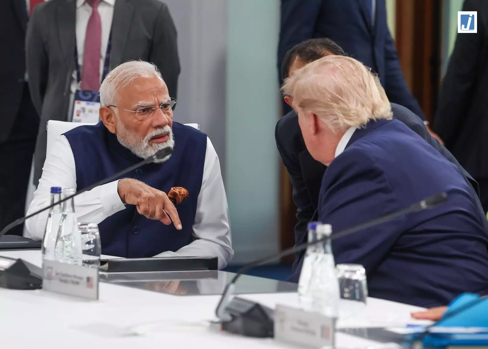 इवियन में G7 शिखर सम्मेलन के दौरान विश्व नेताओं से लगातार संवाद इवियन में G7 शिखर सम्मेलन के दौरान विश्व नेताओं से लगातार संवाद