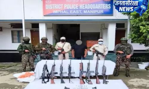 Assam में छापेमारी के बाद बड़ी कार्रवाई, मणिपुर में हथियारों का जखीरा बरामद