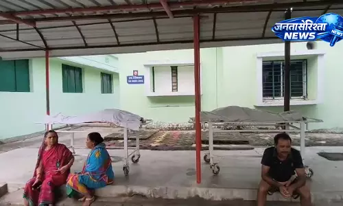 Odisha : ढेंकनाल में दर्दनाक हादसा, करंट लगने से भाभी-ननद की मौत Odisha : ढेंकनाल में दर्दनाक हादसा, करंट लगने से भाभी-ननद की मौत