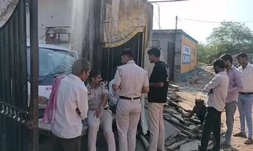 दिल्ली: संगम विहार में 40 साल के व्यक्ति की गोली मारकर हत्या, आरोपी फरार दिल्ली: संगम विहार में 40 साल के व्यक्ति की गोली मारकर हत्या, आरोपी फरार