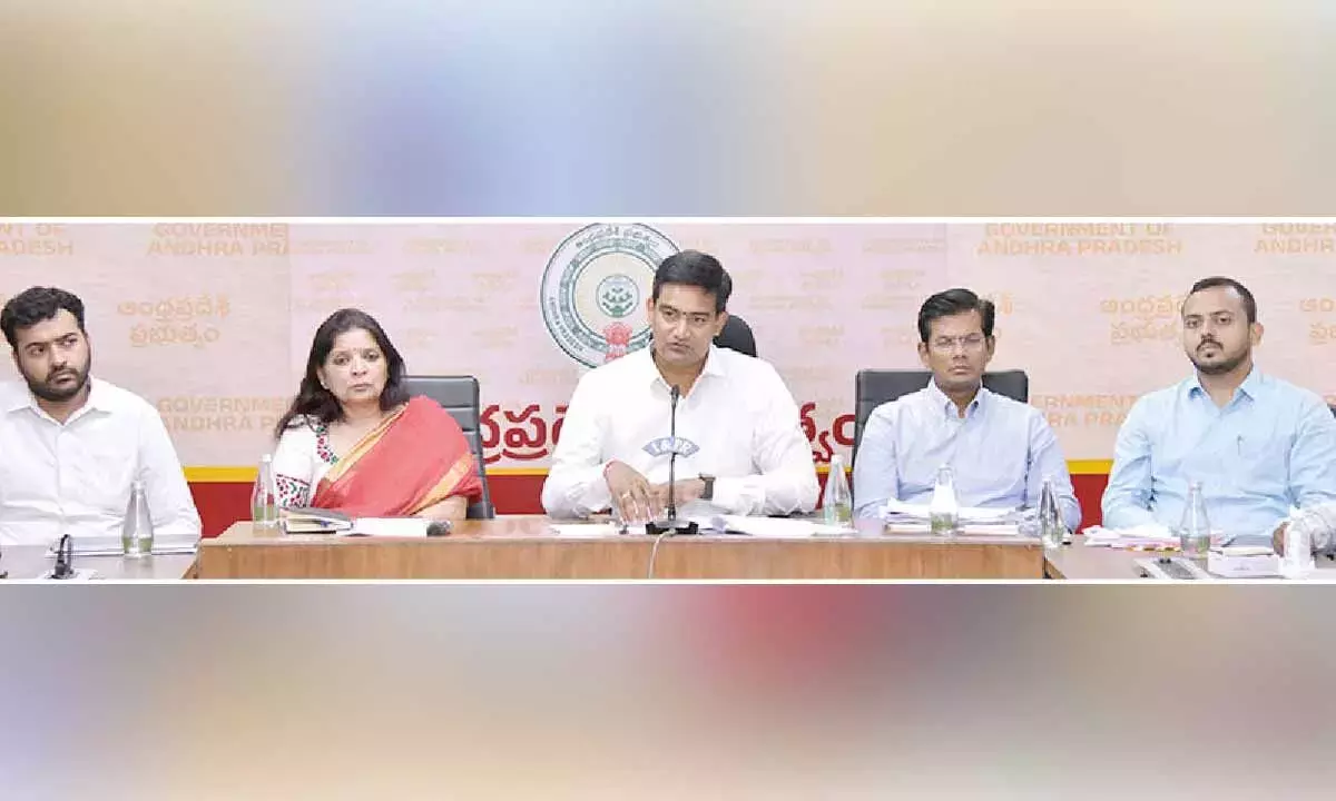 MSME सेक्टर को दो साल में 1.9 लाख करोड़ रुपये मिले: श्रीनिवास