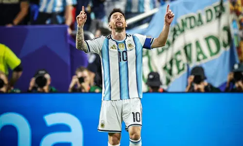 FIFA WC: मेसी के नाम दर्ज वो ऐतिहासिक रिकॉर्ड, जिन्हें तोड़ना है नामुमकिन FIFA WC: मेसी के नाम दर्ज वो ऐतिहासिक रिकॉर्ड, जिन्हें तोड़ना है नामुमकिन