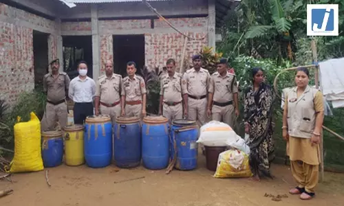 जमीन के अंदर छिपा रखा था दो क्विंटल गांजा, पुलिस ने किया बरामद