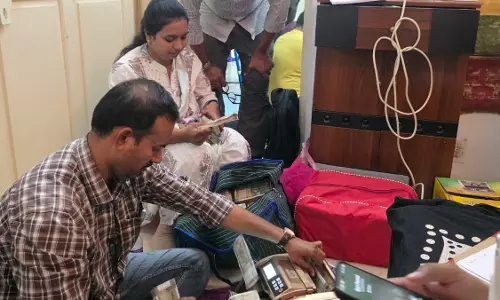 ACB की कार्रवाई में तेलंगाना अधिकारी की करोड़ों की संपत्ति सामने आई