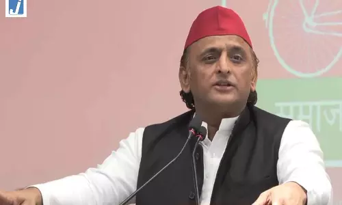 मंत्री का बड़ा राजनीतिक दावा, समाजवादी पार्टी में बड़ी टूट होगी मंत्री का बड़ा राजनीतिक दावा, समाजवादी पार्टी में बड़ी टूट होगी