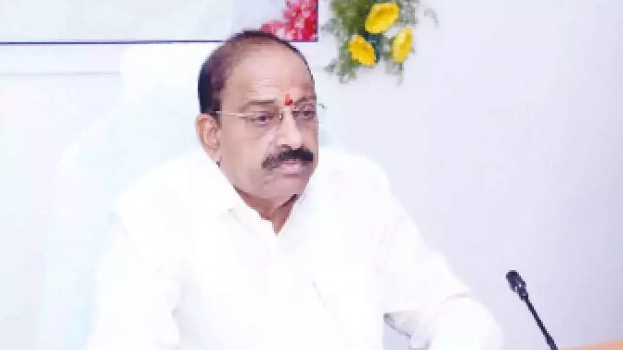 TG ने पारदर्शी वितरण सुनिश्चित करने के लिए यूरिया की 90 लाख बोरियां हासिल कीं TG ने पारदर्शी वितरण सुनिश्चित करने के लिए यूरिया की 90 लाख बोरियां हासिल कीं