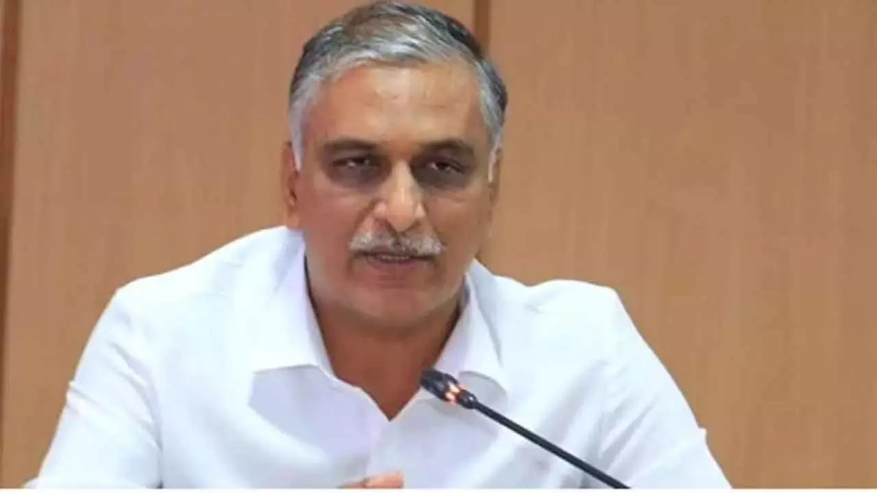 Harish Rao ने किसानों के बकाये और कल्याणकारी योजनाओं में घोटाले को लेकर कांग्रेस पर निशाना साधा Harish Rao ने किसानों के बकाये और कल्याणकारी योजनाओं में घोटाले को लेकर कांग्रेस पर निशाना साधा