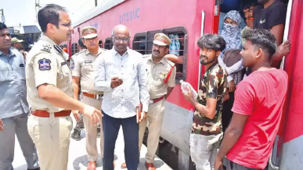 CP सुनप्रीत सिंह ने लोगों से संदिग्ध लोगों की सूचना देने की अपील की है
