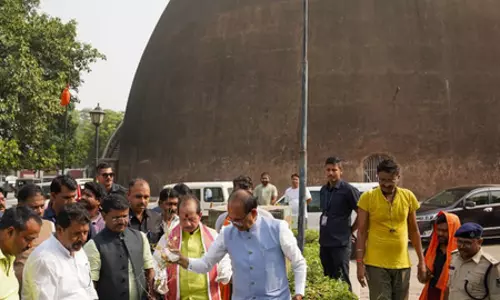 स्वच्छता केवल नगर निगम या सफाई कर्मचारियों की जिम्मेदारी नहीं, बल्कि यह हर नागरिक का कर्तव्य : शिवराज सिंह चौहान स्वच्छता केवल नगर निगम या सफाई कर्मचारियों की जिम्मेदारी नहीं, बल्कि यह हर नागरिक का कर्तव्य : शिवराज सिंह चौहान