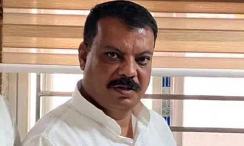 स्वास्थ्य सेवाओं को ठेके पर देने में जुटी मध्य प्रदेश सरकार : उमंग सिंघार