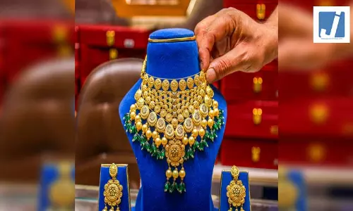 सोने-चांदी की कीमतों में आई गिरावट, घटी सुरक्षित निवेश की मांग